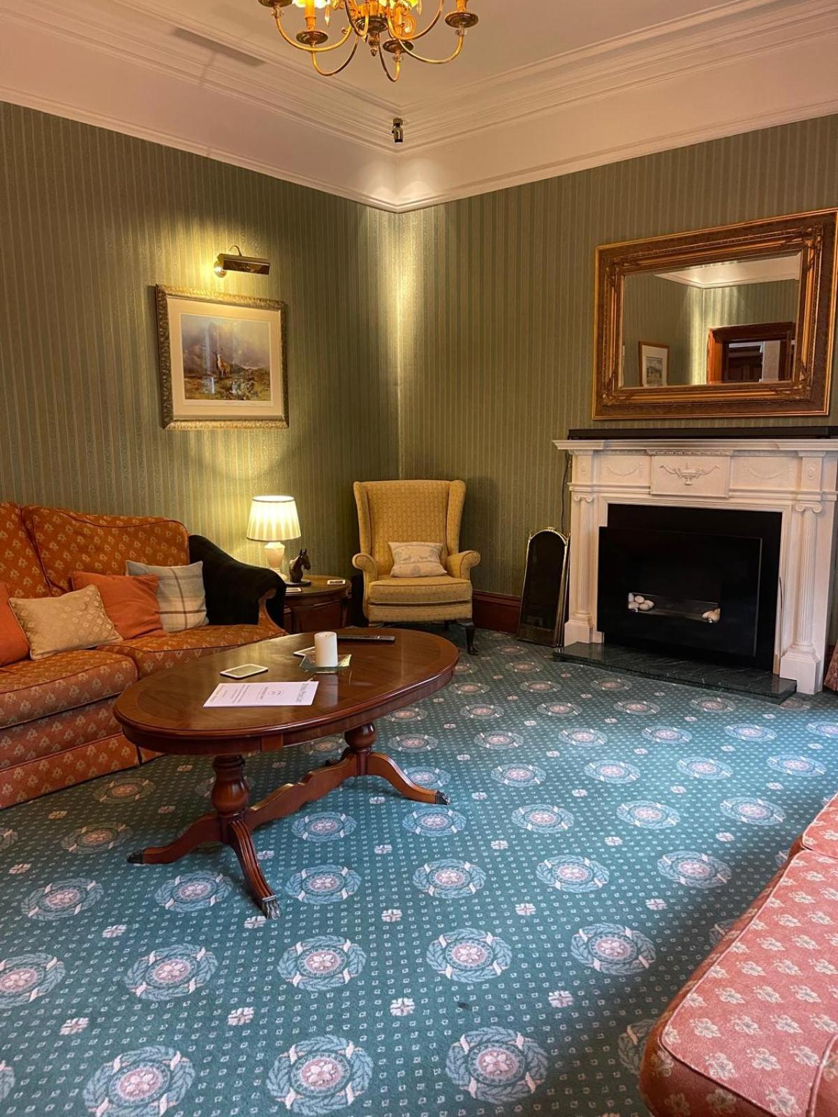 Ravenscourt House, Guest House Grantown-on-Spey Esterno foto