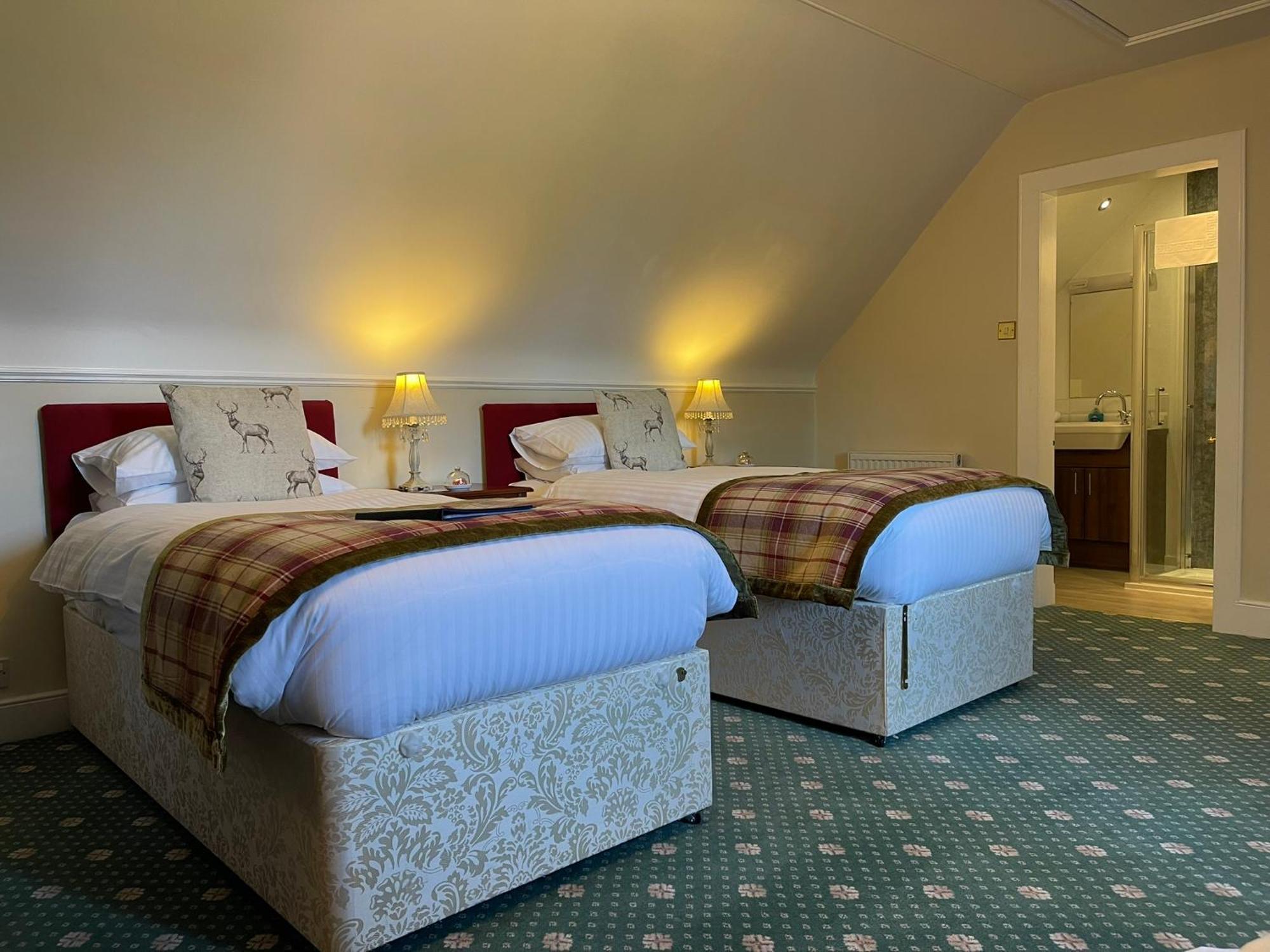 Ravenscourt House, Guest House Grantown-on-Spey Esterno foto