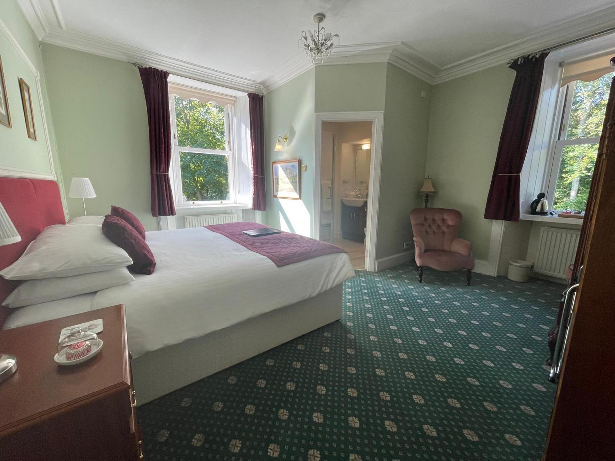 Ravenscourt House, Guest House Grantown-on-Spey Esterno foto
