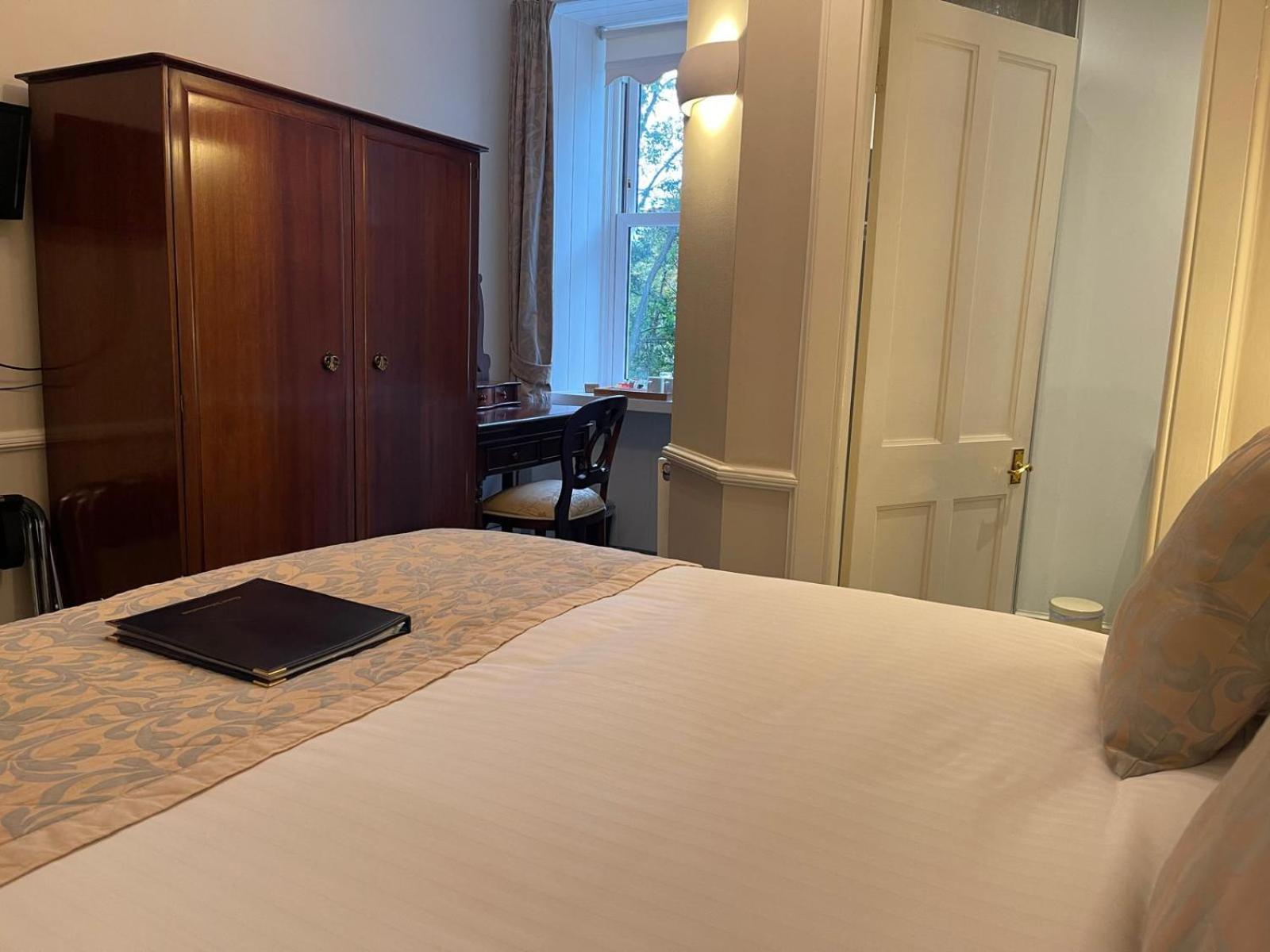 Ravenscourt House, Guest House Grantown-on-Spey Esterno foto