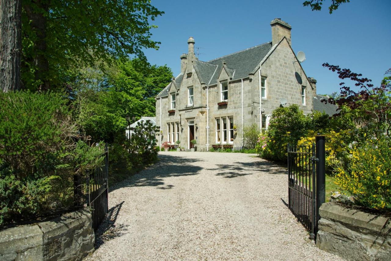 Ravenscourt House, Guest House Grantown-on-Spey Esterno foto