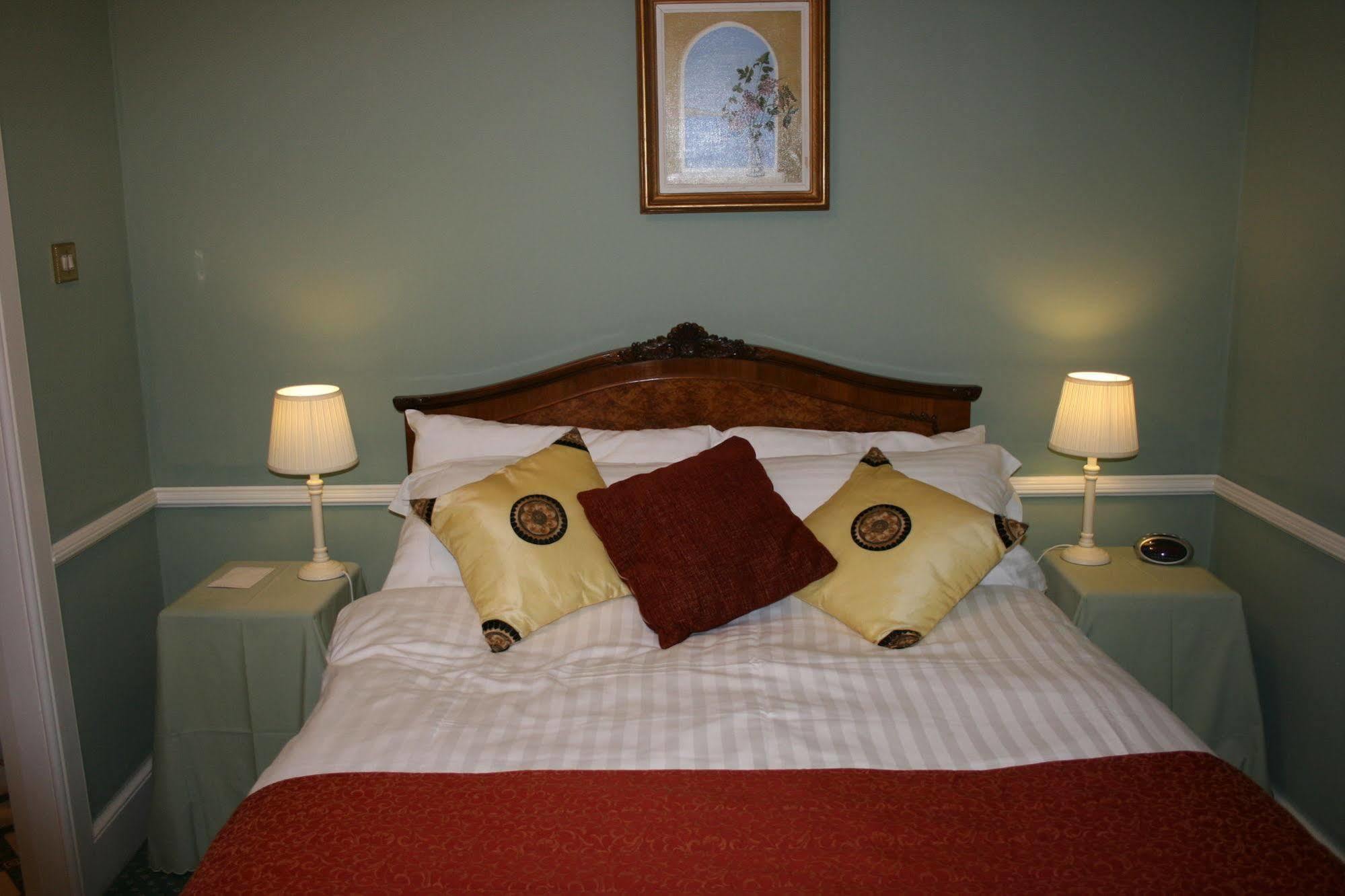 Ravenscourt House, Guest House Grantown-on-Spey Esterno foto